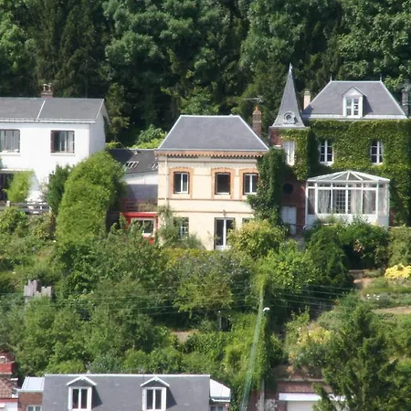 Rouen Eco Lodges Maison Entiere Avec Terrasse Dans Jardin Potager Piscine Parking Exterior photo