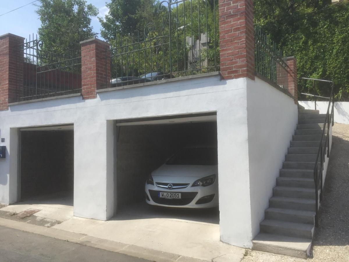 Eco Maison Entiere Avec Terrasse Dans Jardin Potager Piscine Parking