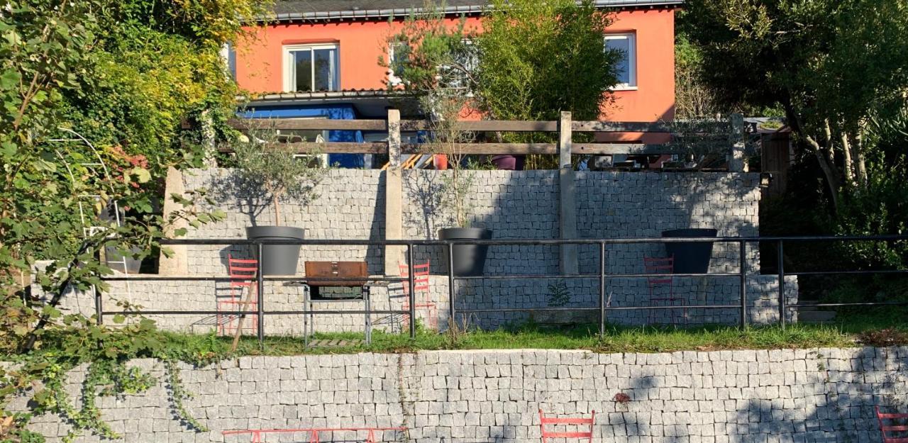 Eco Maison Entiere Avec Terrasse Dans Jardin Potager Piscine Parking Holiday home *