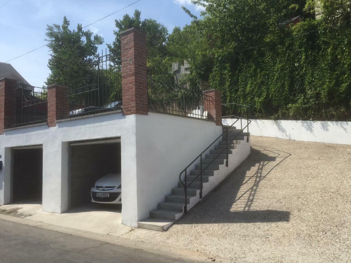 Eco Maison Entiere Avec Terrasse Dans Jardin Potager Piscine Parking Holiday home *
